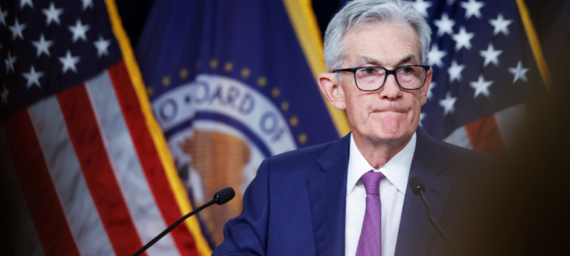 tipo de cambio,volatilidad del mercado,noticias de Estados Unidos,reducción de tasas,Jerome Powell,declaraciones de la Fed,inflación moderada,mercado laboral,enfriamiento económico,recorte de tasas,compra de bonos,aumento de base monetaria,datos de empleo en EE. UU.,creación de empleo,desaceleración salarial,presión al dólar