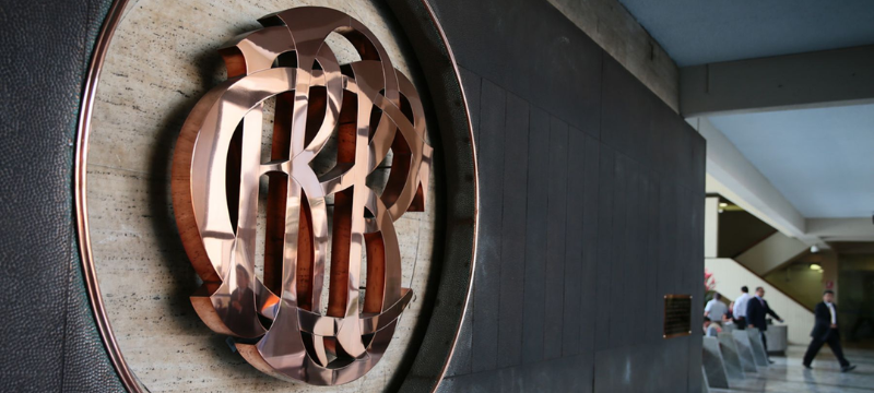 precio del dólar Perú,oferta y demanda dólar,tipo de cambio Perú,volatilidad financiera,intervención Banco Central Perú,BCRP mercado cambiario,fluctuaciones dólar Perú,venta de dólares BCRP,compra de dólares BCRP,estabilidad financiera Perú,instrumentos financieros BCRP,swaps cambiarios Perú,mercados internacionales dólar,incertidumbre económica Perú,reducción de volatilidad dólar,estabilidad mercado cambiario